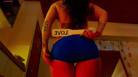 Liss online show from November 21, 5:11 pm