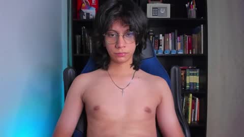 Literateboy online show from November 7, 1:19 am