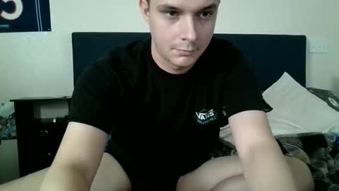 Littleguy28 online show from March 19, 11:31 pm