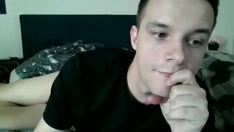 Littleguy28 online show from March 20, 11:32 pm