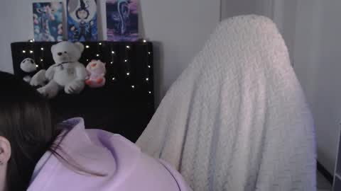 little__flowers online show from March 15, 11:13 am