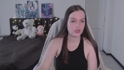 little__flowers online show from September 19, 7:56 am