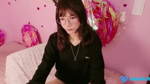 Little Effy online show from February 20, 1:16 am