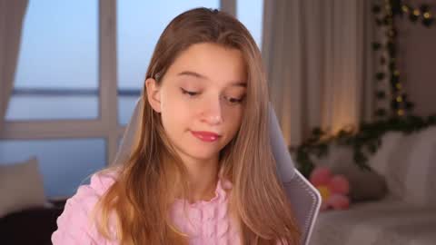 Kiki online show from September 16, 3:37 pm