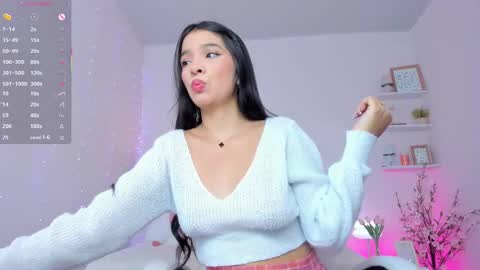 Snapshot of little_sweet_18 chatting on October 5, 11:56 pm Daniela online show from October 5, 11:56 pm