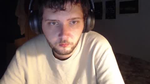 littlealien7 online show from January 8, 6:41 am