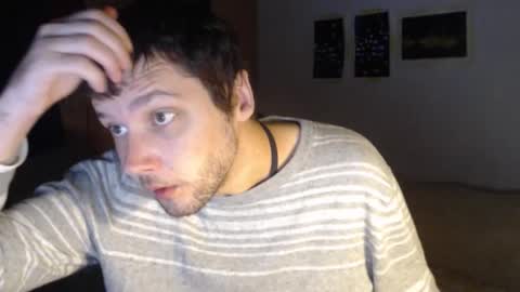 littlealien7 online show from September 21, 8:07 am