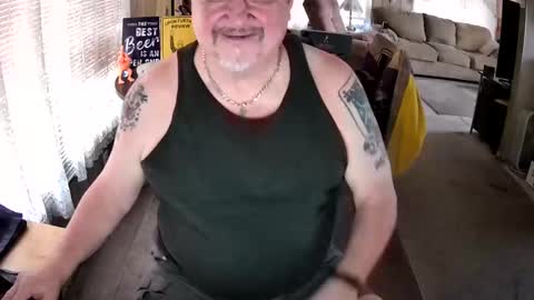 Littled83057 online show from April 4, 6:15 pm