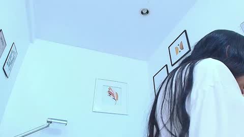 Emily  online show from December 22, 3:44 pm