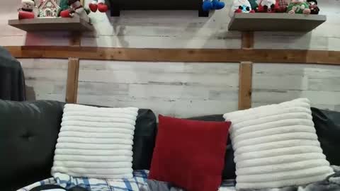 lisanixs online show from December 21, 2:18 am