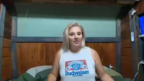 lisanixs online show from October 18, 2:38 am