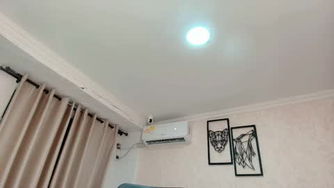 Sarahs Room online show from March 30, 11:27 pm