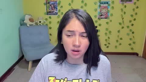 Mia  Wednesday to Sunday 730 am to 1030 am Colombian Hour D online show from November 20, 4:44 am