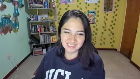 Snapshot of littleprety6969 chatting on March 2, 11:31 pm Mia  Wednesday to Sunday 730 am to 1030 am Colombian Hour D online show from March 2, 11:31 pm