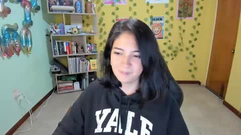 Snapshot of littleprety6969 chatting on February 10, 3:53 pm Mia  Wednesday to Sunday 730 am to 1030 am Colombian Hour D online show from February 10, 3:53 pm