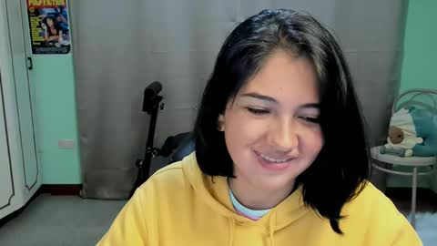Snapshot of littleprety6969 chatting on September 17, 6:17 am Mia  Wednesday to Sunday 730 am to 1030 am Colombian Hour D online show from September 17, 6:17 am