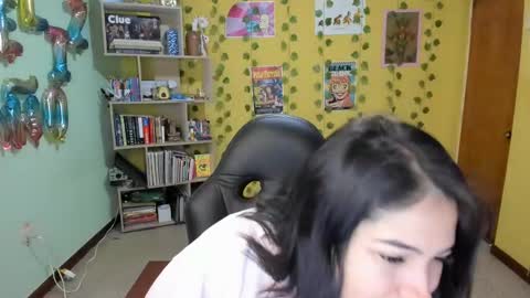Snapshot of littleprety6969 chatting on February 17, 1:00 pm Mia  Wednesday to Sunday 730 am to 1030 am Colombian Hour D online show from February 17, 1:00 pm