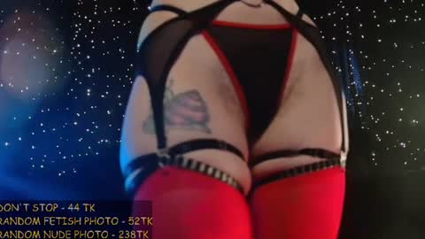Niki  free tg channel with some photos gifs and info about streams  online show from July 17, 10:39 am