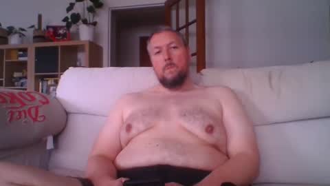 littlesubbear online show from June 6, 4:13 pm