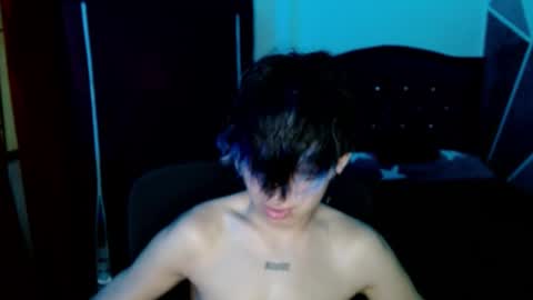 Snapshot of littlextrem chatting on October 10, 3:01 am Eros online show from October 10, 3:01 am