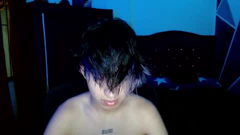 Snapshot of littlextrem chatting on September 23, 2:05 am Eros online show from September 23, 2:05 am
