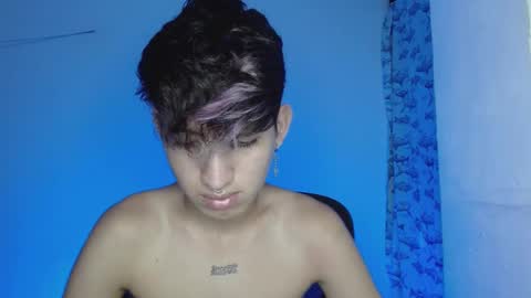 Snapshot of littlextrem chatting on March 2, 9:53 am Eros online show from March 2, 9:53 am