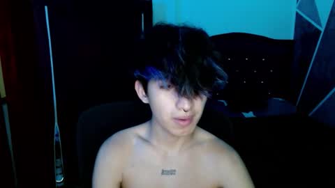 Snapshot of littlextrem chatting on October 9, 2:50 am Eros online show from October 9, 2:50 am