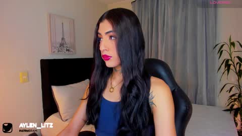 litz_81 online show from September 11, 8:04 am