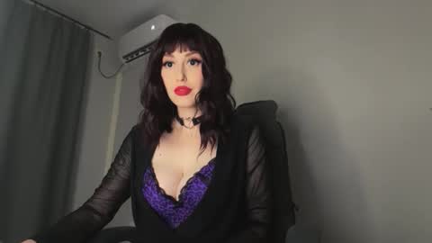 Liya Ray online show from October 23, 6:09 pm