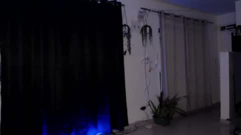 Elizabeth online show from February 22, 6:17 am