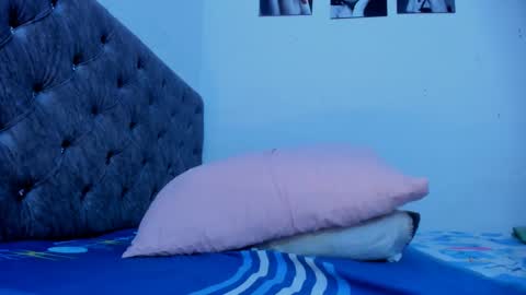 liza_25 online show from October 31, 6:58 am