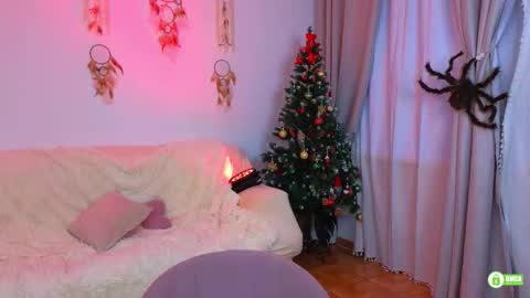 your love  online show from February 3, 2:32 pm