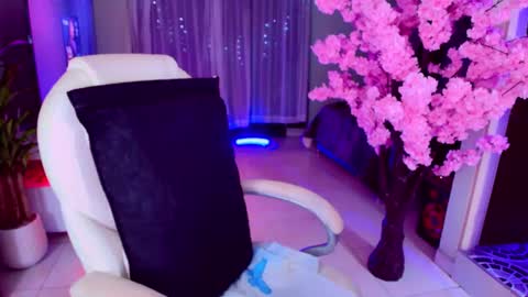 Snapshot of lizagothdoll chatting on October 7, 11:12 pm Liza Goth online show from October 7, 11:12 pm