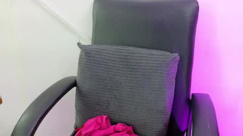  LIZBETH ROSS  online show from September 26, 12:13 pm