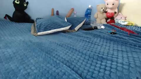 lizeth_avila online show from May 17, 9:57 pm