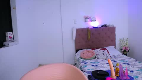 LIZETH online show from February 14, 10:14 pm
