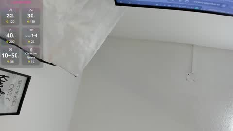 Snapshot of lizz_luna chatting on February 24, 12:16 pm lizz_luna online show from February 24, 12:16 pm