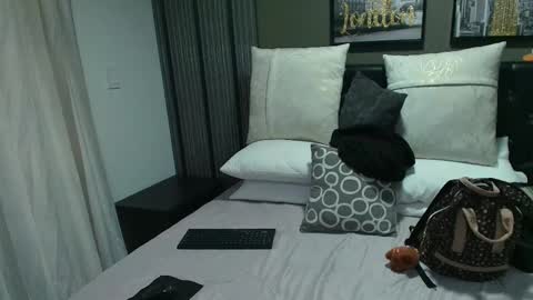 Snapshot of lizz_tender chatting on September 12, 11:56 am Lizz  online show from September 12, 11:56 am