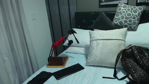 Snapshot of lizz_tender chatting on September 11, 11:55 am Lizz  online show from September 11, 11:55 am