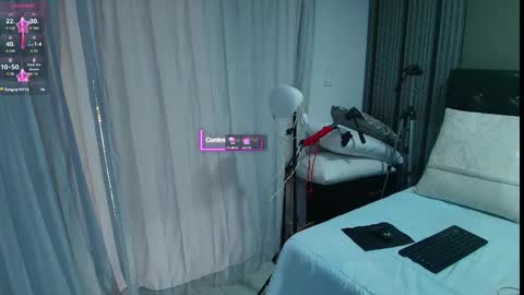 Snapshot of lizz_tender chatting on September 26, 11:40 am Lizz  online show from September 26, 11:40 am