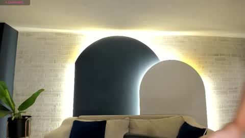 Lizz online show from October 28, 4:13 am