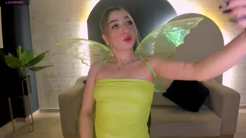 Lizz online show from October 30, 4:57 am