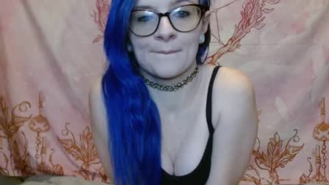 Lizzy B online show from March 2, 12:09 am