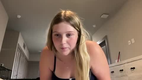 Lizzygetsbusy101 online show from July 27, 4:21 am