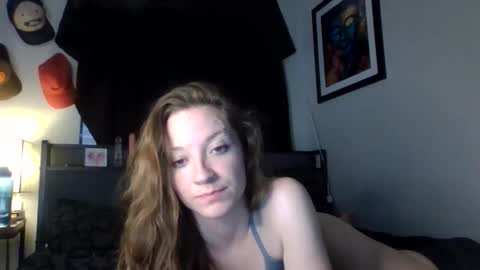 Lizzie Vonn online show from April 1, 1:28 am