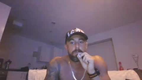 Leon online show from September 9, 9:26 pm