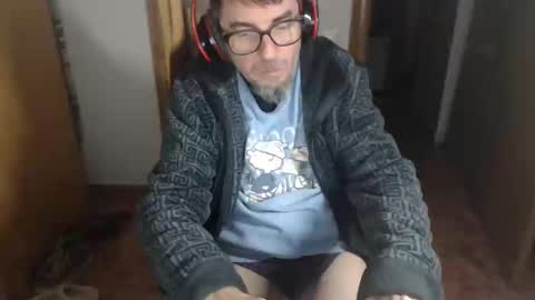 lobosolitario73 online show from November 23, 1:03 am