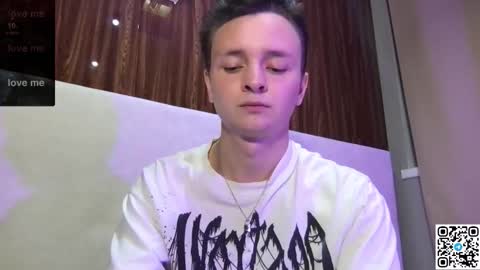 Snapshot of logan_mett chatting on October 26, 6:07 pm Logan online show from October 26, 6:07 pm