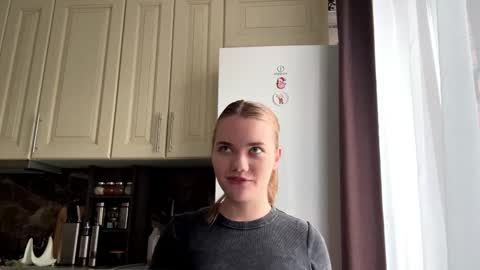 logancadarette online show from March 26, 10:53 am