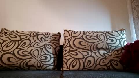 logitech0000 online show from December 8, 7:11 pm